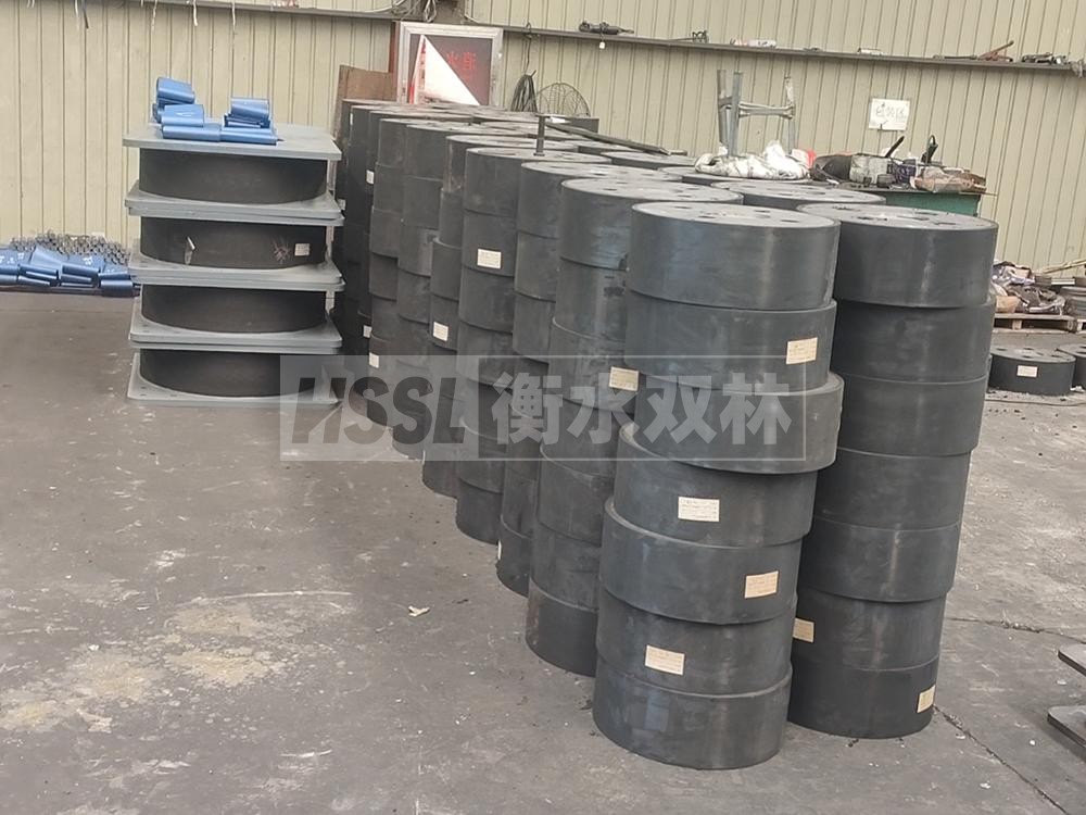 LRB700铅芯橡胶隔震支座